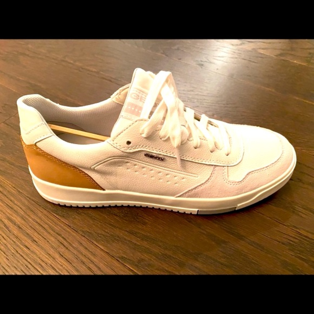 NEVER WORN! Geox Segnale Sneaker